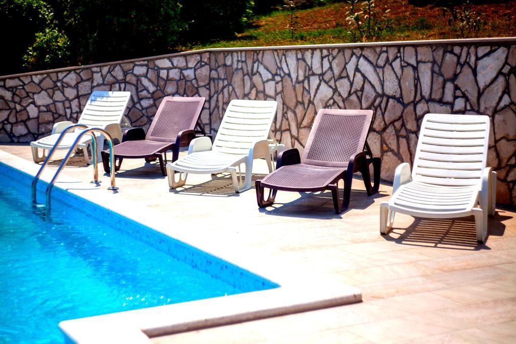 Apartments Villa Iva Ravni Exterior photo